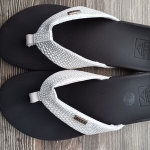 Reef flip flops. Size 7